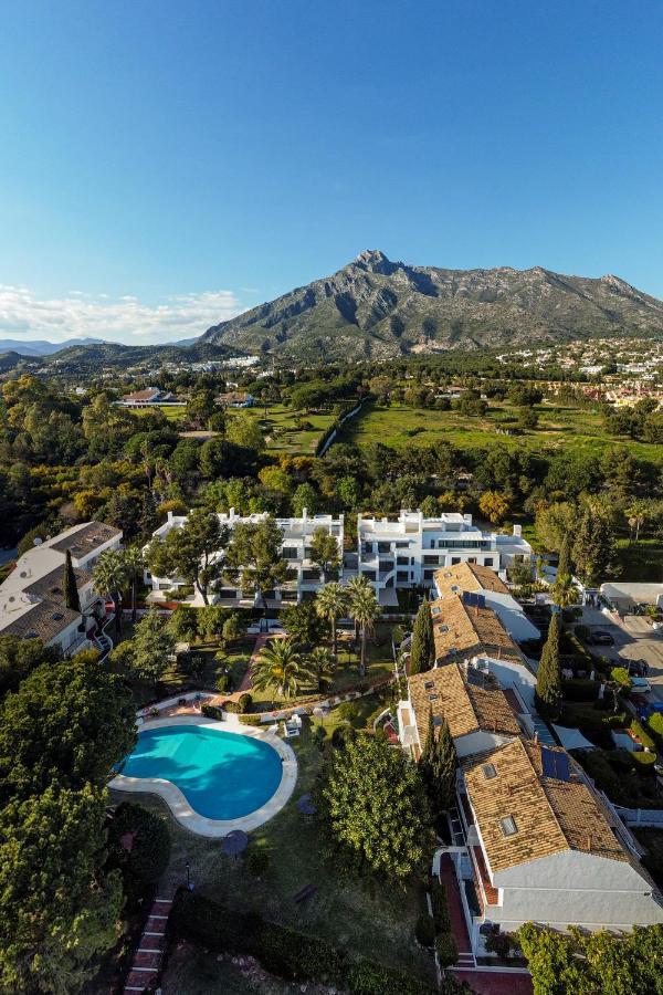 Bajo Con Jardin En La Milla De Oro Apartment Marbella Exterior photo